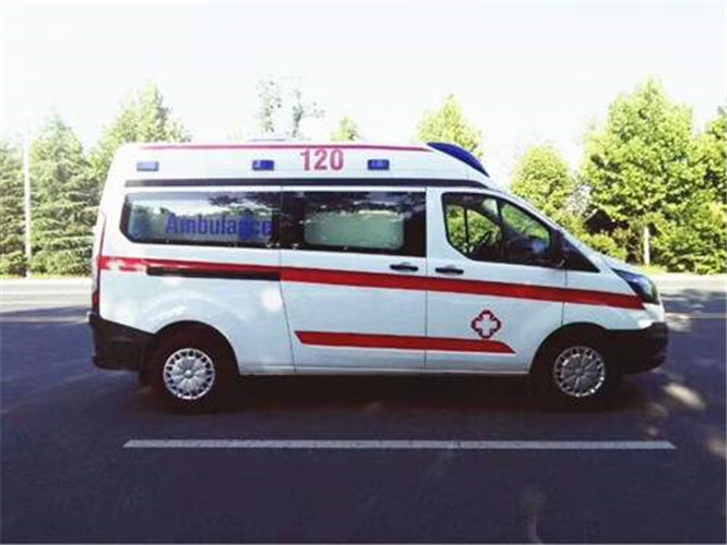 龙里救护车出租服务案例6