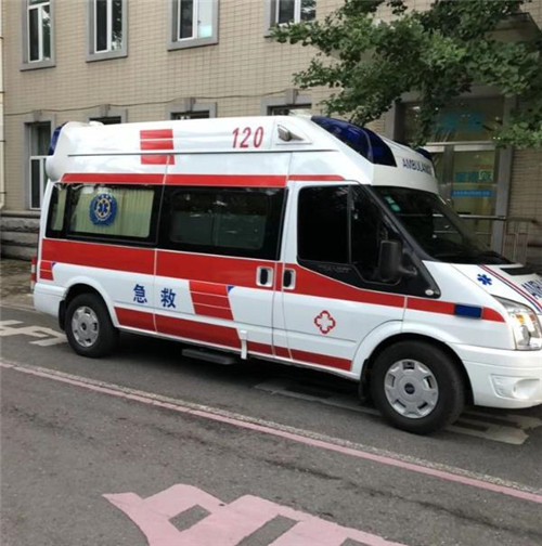 龙里选择我们的救护车出租,开启安心转院之旅