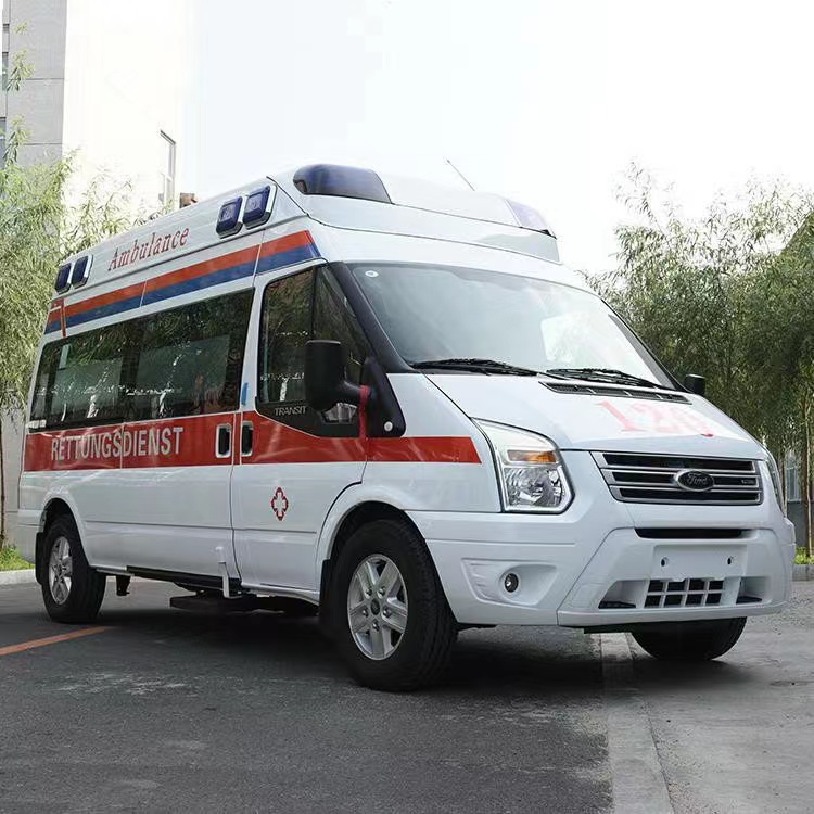 龙里行动不便者长途救护车租赁：安全转运的核心注意事项​